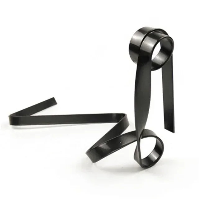 Ribbon-shaped metal wine holder