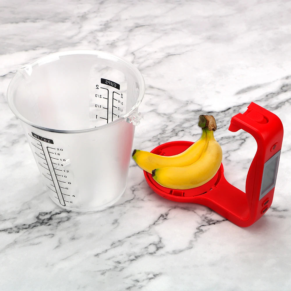 Digital kitchen measuring cup – precise measurements with a smart display