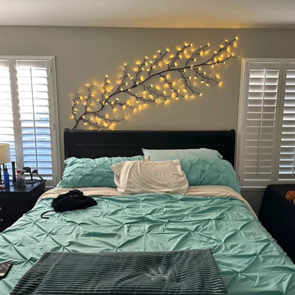 Decorative LED branches on the wall – warm light for a cozy atmosphere