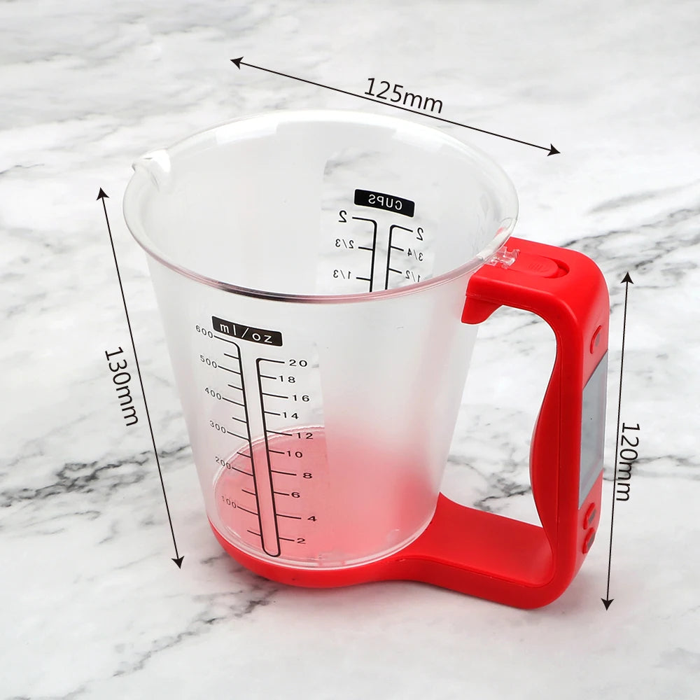 Digital kitchen measuring cup – precise measurements with a smart display